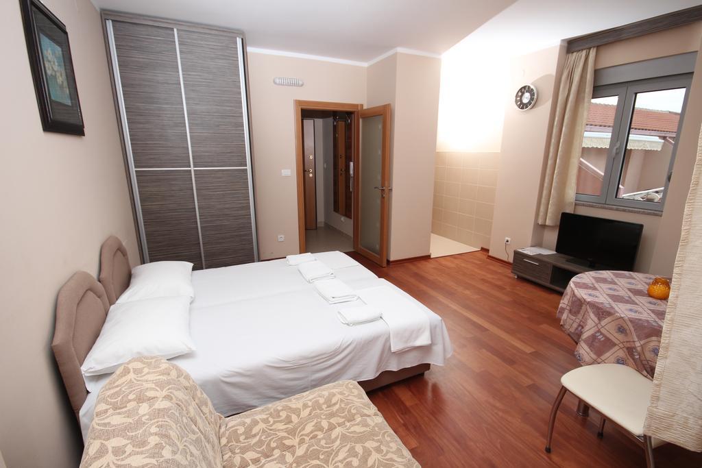 Apartments Oaza 2 Petrovac Room photo